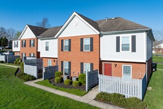 Arbors of Marysville in Marysville, OH - Foto de edificio - Building Photo