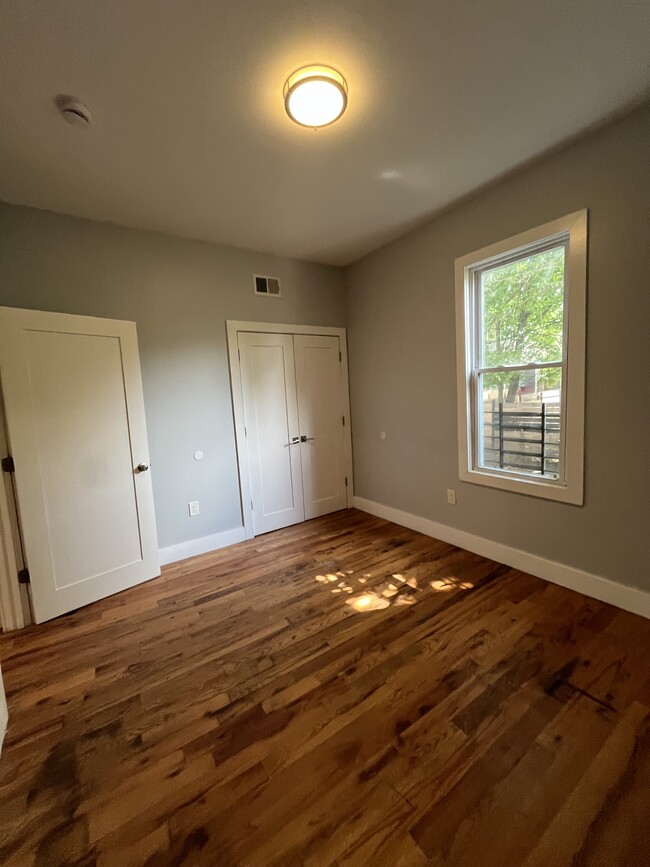 19 Jewett Ave, Unit 1F in Jersey City, NJ - Building Photo - Building Photo