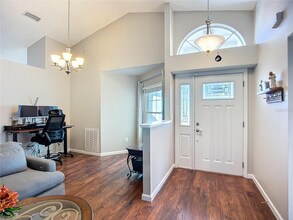 1549 Chepacket St in Brandon, FL - Building Photo - Building Photo