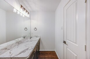 2010 Louetta Stream Way in Spring, TX - Building Photo