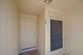 8914 Valley Side Dr in Houston, TX - Building Photo - Building Photo