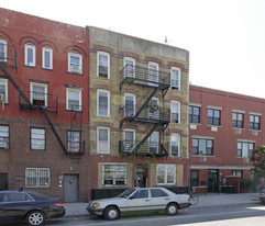 131 Columbia Street Apartments