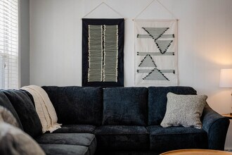 212 Baldwin Ave, Unit ID1061634P in Oshkosh, WI - Foto de edificio - Building Photo