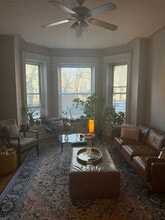 2057 N Sheffield Ave in Chicago, IL - Building Photo - Building Photo