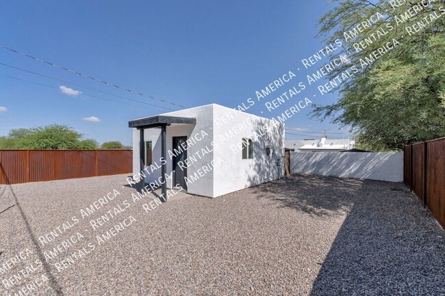 210 E Elm St in Tucson, AZ - Building Photo - Building Photo