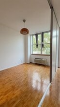 200 Grand Cove Way in Edgewater, NJ - Building Photo - Building Photo