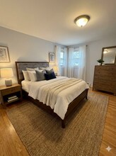 7344 W Belmont Ave in Chicago, IL - Foto de edificio - Building Photo