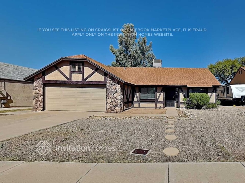 5550 W Garden Dr in Glendale, AZ - Foto de edificio