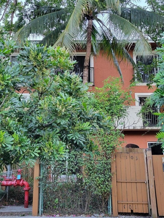 property at 1611 SW 2nd Ct