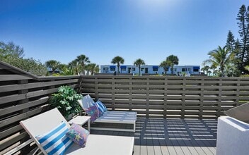 750 Bayport Way in Longboat Key, FL - Building Photo - Building Photo