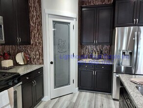 895 Freedom Point Way in Riverton, UT - Building Photo - Building Photo