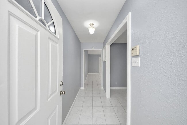 6031 Dellfern Dr in Houston, TX - Building Photo - Building Photo