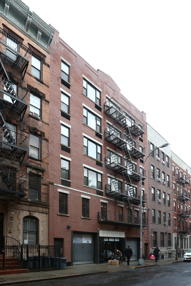 410-412 W 48th St in New York, NY - Foto de edificio - Building Photo