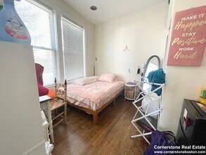 775 Parker St, Unit 1 in Boston, MA - Building Photo - Building Photo