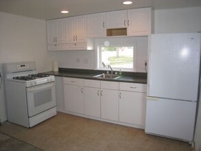 2105 3rd Ave in Longmont, CO - Building Photo - Building Photo