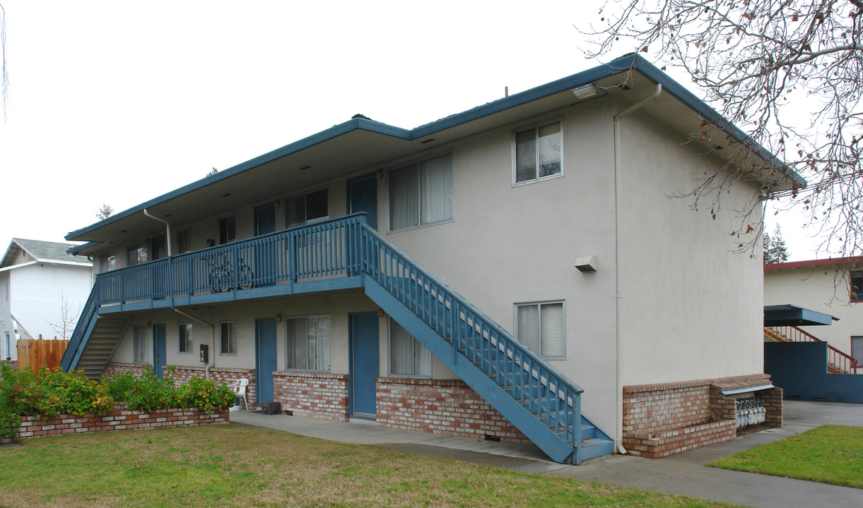 7810 Hanna St in Gilroy, CA - Building Photo