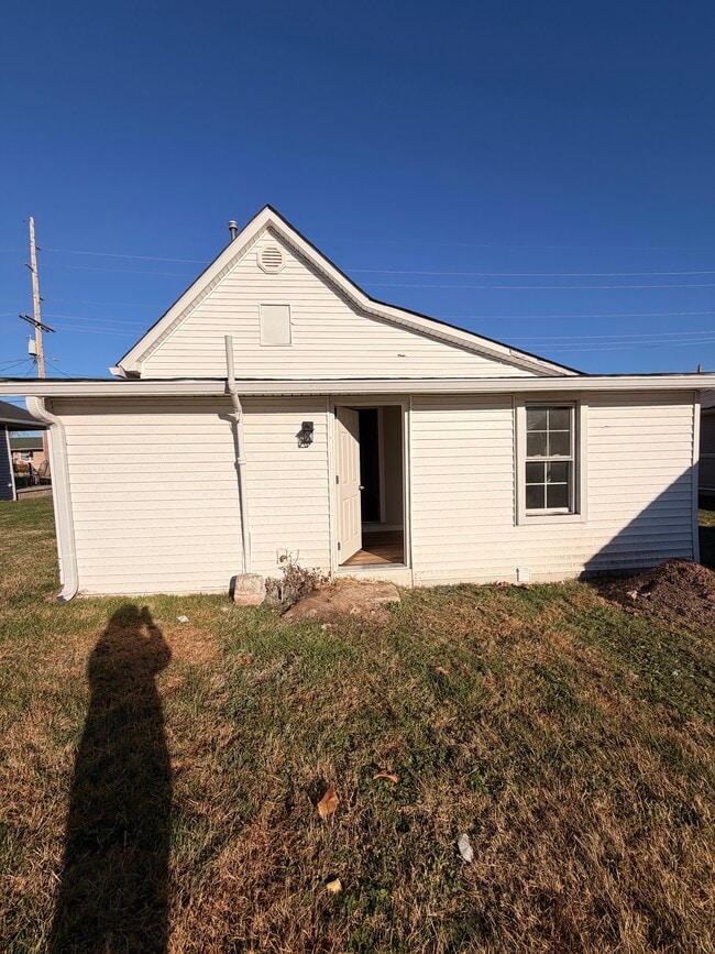 1442 Magnolia St in Bowling Green, KY - Building Photo - Building Photo