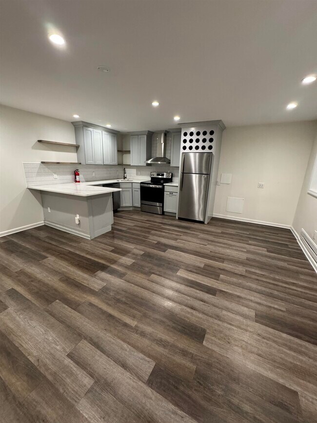 1 CONGRESS St in Jersey City, NJ - Building Photo - Building Photo