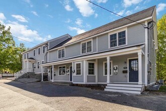 192 Main St in Medway, MA - Building Photo - Building Photo