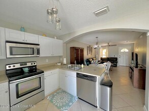 750 Luminary Cir in Melbourne, FL - Building Photo - Building Photo