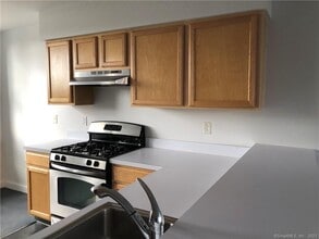 22 Durham Rd in Madison, CT - Building Photo - Building Photo