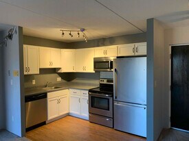 46 Cochituate Rd, Unit 508 in Framingham, MA - Building Photo
