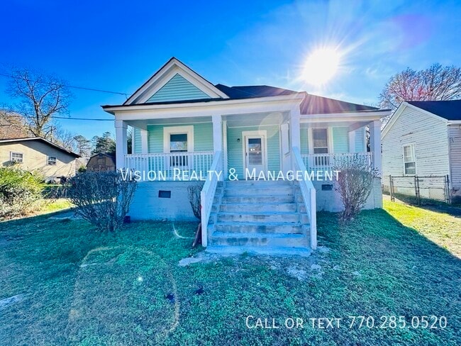 31 Reynolds St in Newnan, GA - Building Photo - Building Photo