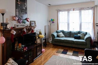 918 N Paulina St, Unit g in Chicago, IL - Foto de edificio - Building Photo