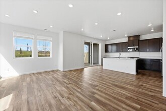 1881 N Big Star Ave in Eagle, ID - Building Photo - Building Photo