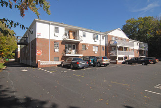 Juliann Garden Apartments in Spring Valley, NY - Building Photo - Building Photo