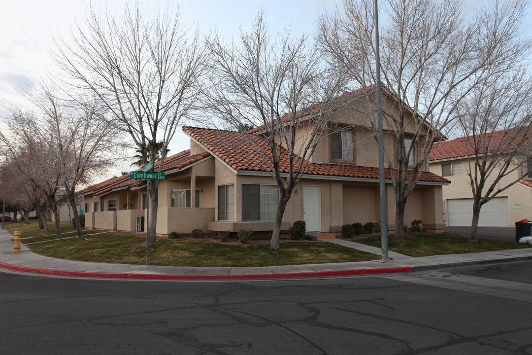 Rainbow Gardens in Las Vegas, NV - Building Photo