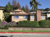 1566 N Verdugo Rd in Glendale, CA - Foto de edificio - Building Photo