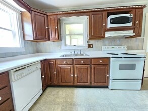 71 14th St in Bangor, ME - Building Photo - Building Photo