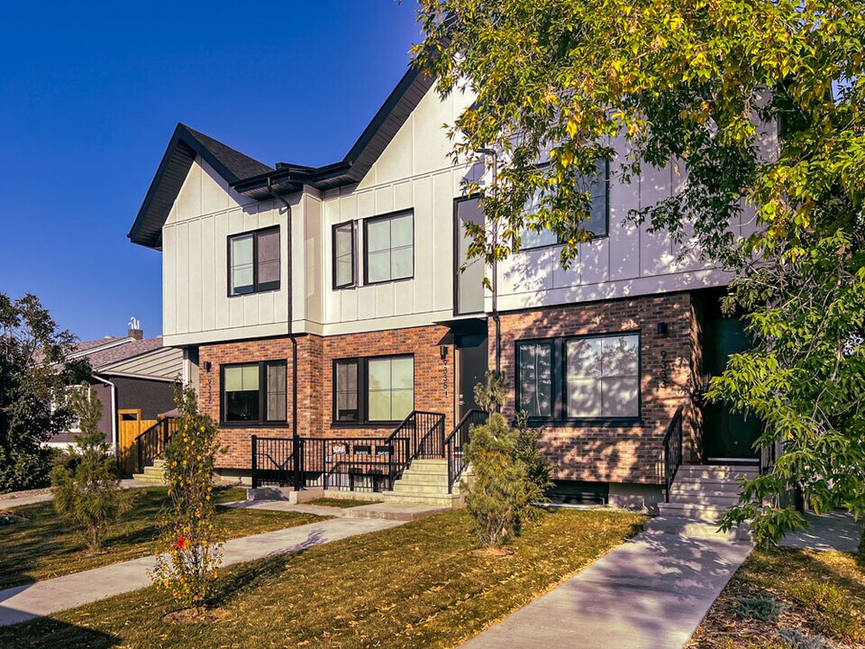 9333-9149 Street in Edmonton, AB - Building Photo