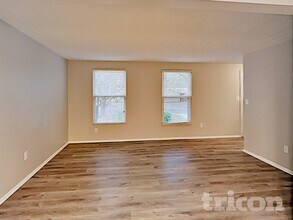 9021 Touchstone Ln in Charlotte, NC - Foto de edificio - Building Photo