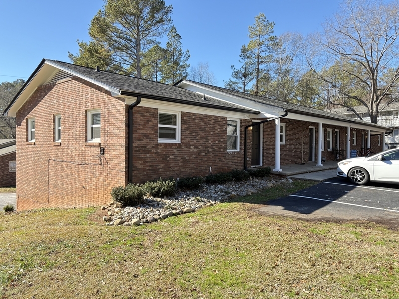 517 Old Central Rd in Clemson, SC - Foto de edificio