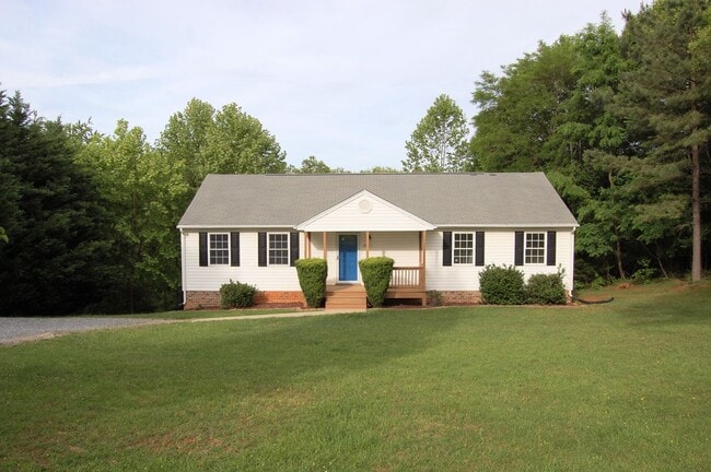 property at 3072 Crockett Rd