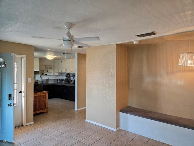 920 W 40th St in Odessa, TX - Building Photo - Building Photo