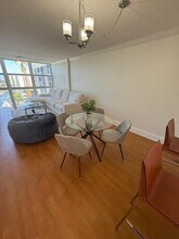 1391 S Ocean Blvd in Pompano Beach, FL - Building Photo - Building Photo