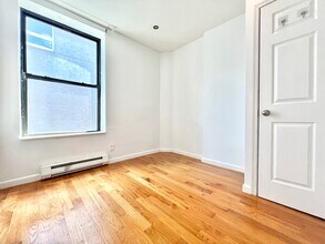 953 Columbus Ave in New York, NY - Foto de edificio - Building Photo