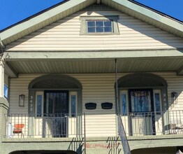 2423 Franklin Ave in New Orleans, LA - Building Photo - Building Photo