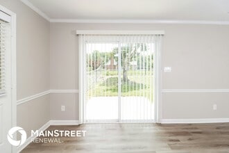 1126 Sequoia Dr in Lewisville, NC - Foto de edificio - Building Photo