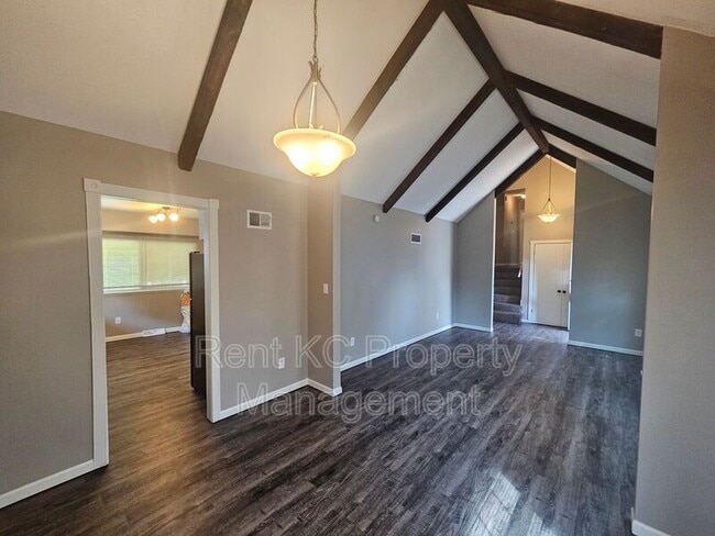 property at 10013 N Harrison Dr