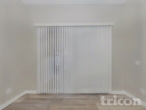 6300 Falcon Lair Dr, Unit 6305-7 in North Port, FL - Building Photo - Building Photo