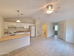 5522 Pinetree Ave in Panama City, FL - Building Photo - Building Photo