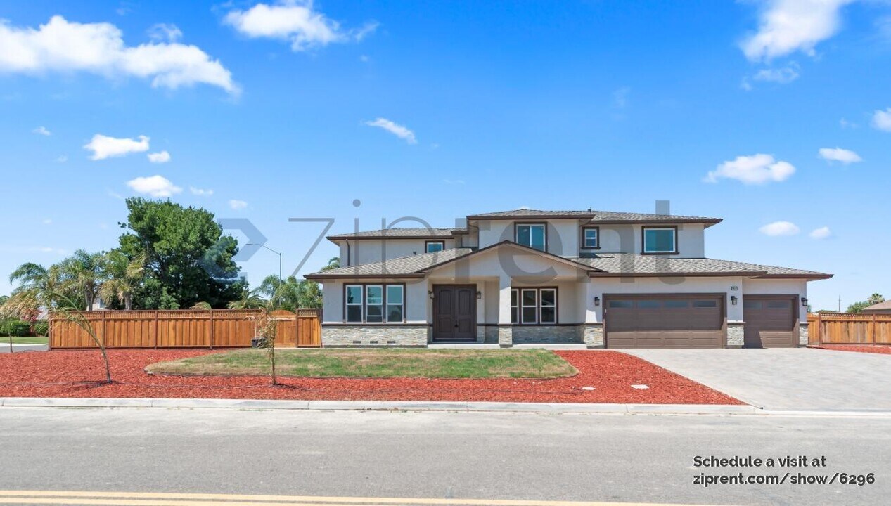 28373 Lindly Ln in Tracy, CA - Building Photo