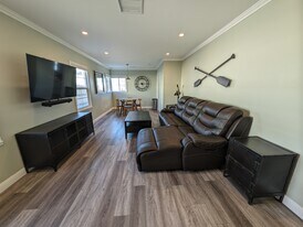 411 Birch St in Boulder City, NV - Building Photo