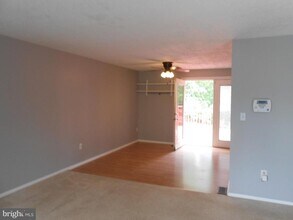 3281 Bethel Church Dr in Woodbridge, VA - Building Photo - Building Photo