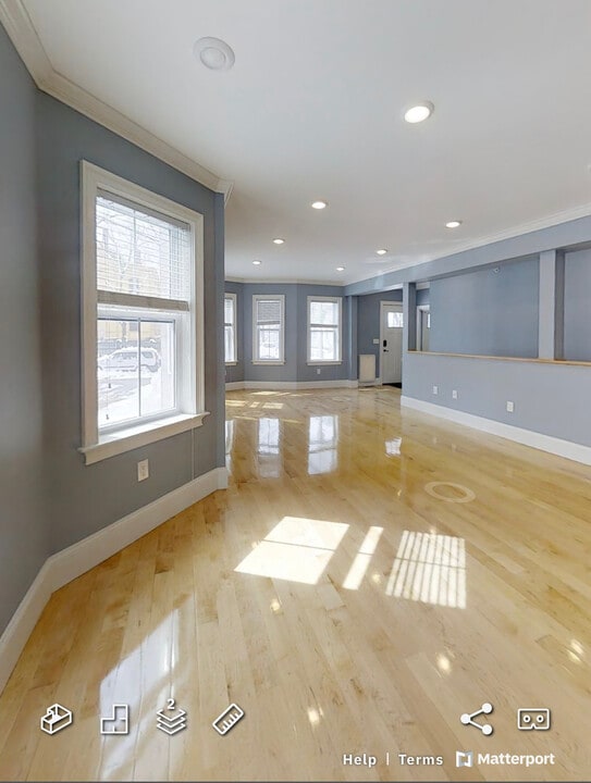 15 Orchard St, Unit 1 in Cambridge, MA - Foto de edificio