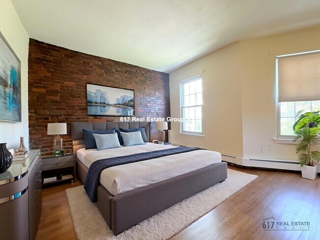 property at 62 S Huntington Ave